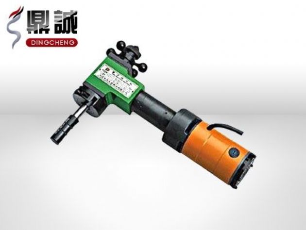 點擊查看詳細信息<br>標題：T型內(nèi)漲式管子坡口機 閱讀次數(shù)：4499
