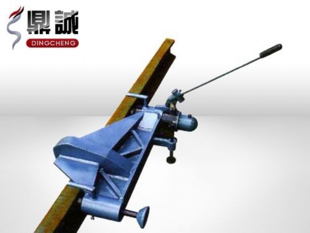 點擊查看詳細(xì)信息<br>標(biāo)題：水平液壓彎軌機 閱讀次數(shù)：4716