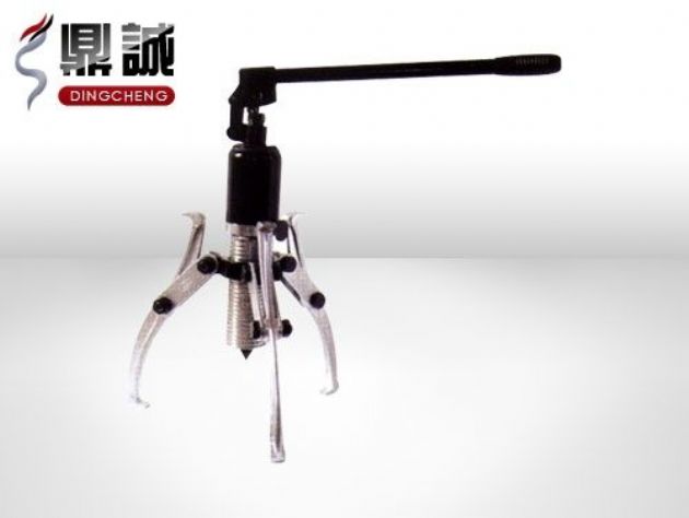 點(diǎn)擊查看詳細(xì)信息<br>標(biāo)題：整體式液壓拉馬 閱讀次數(shù)：4706
